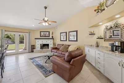 15629 N 10th Place, Phoenix, AZ 85022 - Photo 12