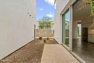 1337 E Polk St, Phoenix, AZ 85006 - Photo 24