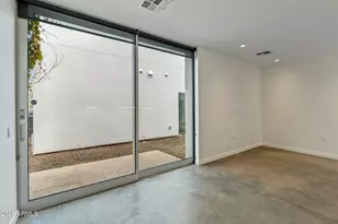 1337 E Polk St, Phoenix, AZ 85006 - Photo 12