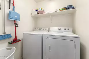 11544 W Bobcat Ct, Surprise, AZ 85378 - Photo 20