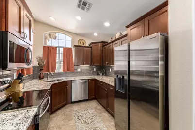 11544 W Bobcat Court, Surprise, AZ 85378 - Photo 10