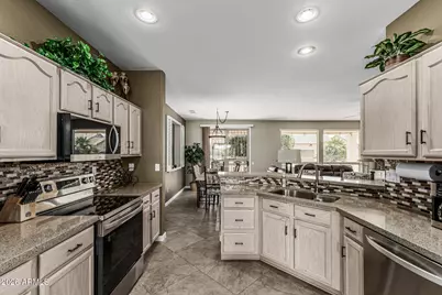 15839 W La Paloma Drive, Surprise, AZ 85374 - Photo 12