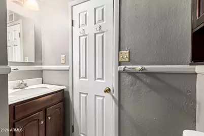 2018 S 3rd Drive, Phoenix, AZ 85003 - Photo 14