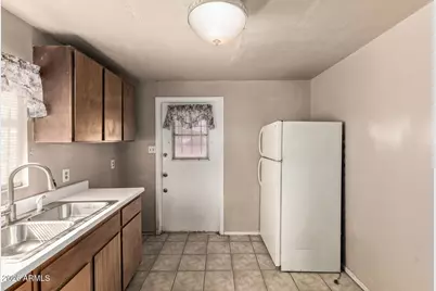 2018 S 3rd Drive, Phoenix, AZ 85003 - Photo 6