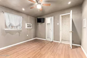 2018 S 3rd Dr, Phoenix, AZ 85003 - Photo 8