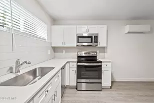 1707 N 18th St, Phoenix, AZ 85006 - Photo 8