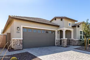 18427 W Clinton St, Surprise, AZ 85388 - Photo 4