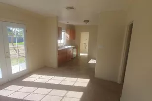 539 W Wilshire Dr, Phoenix, AZ 85003 - Photo 4