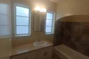 539 W Wilshire Dr, Phoenix, AZ 85003 - Photo 12