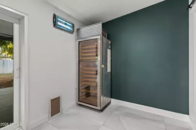 3938 E Cheery Lynn Road, Phoenix, AZ 85018 - Photo 20