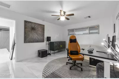 3938 E Cheery Lynn Road, Phoenix, AZ 85018 - Photo 28