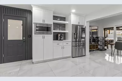 3938 E Cheery Lynn Road, Phoenix, AZ 85018 - Photo 16