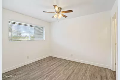 1707 N 18th Street #B11, Phoenix, AZ 85006 - Photo 16