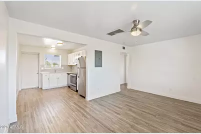 1707 N 18th Street #B14, Phoenix, AZ 85006 - Photo 14