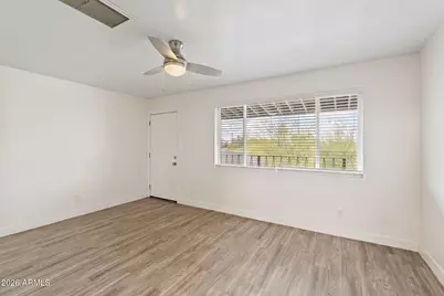 1707 N 18th Street #B14, Phoenix, AZ 85006 - Photo 8