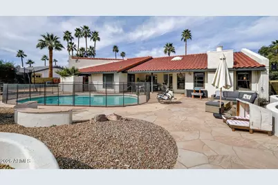 623 N La Loma Avenue, Litchfield Park, AZ 85340 - Photo 2