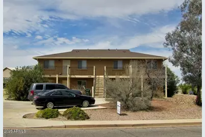 1888 Paseo De La Luna -- #A, Sierra Vista, AZ 85635 - Photo 2