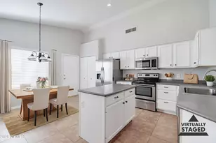 3126 E Desert Ln, Gilbert, AZ 85234 - Photo 8