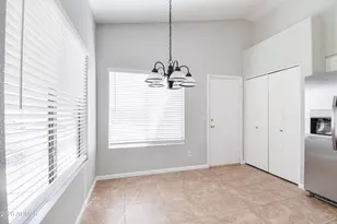 3126 E Desert Ln, Gilbert, AZ 85234 - Photo 12