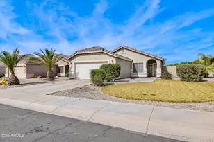 3126 E Desert Ln, Gilbert, AZ 85234 - Photo 1