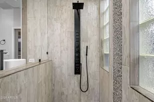 8614 E Berridge Ln, Scottsdale, AZ 85250 - Photo 36