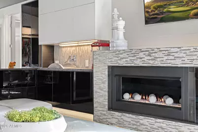 8614 E Berridge Lane, Scottsdale, AZ 85250 - Photo 16