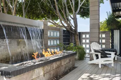 8614 E Berridge Lane, Scottsdale, AZ 85250 - Photo 4