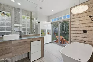 8614 E Berridge Ln, Scottsdale, AZ 85250 - Photo 30