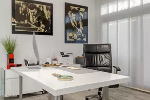 8614 E Berridge Ln, Scottsdale, AZ 85250 - Photo 38