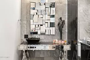 8614 E Berridge Ln, Scottsdale, AZ 85250 - Photo 48