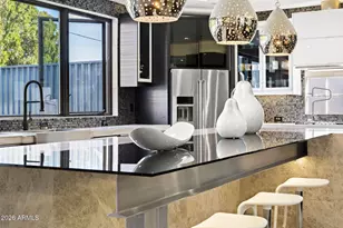 8614 E Berridge Ln, Scottsdale, AZ 85250 - Photo 18