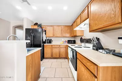 11779 W Belmont Drive, Avondale, AZ 85323 - Photo 8