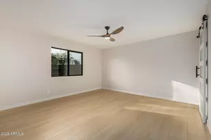 11801 N 37th Way, Phoenix, AZ 85028 - Photo 20