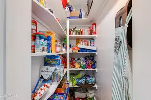 3818 N 32nd Pl, Phoenix, AZ 85018 - Photo 18