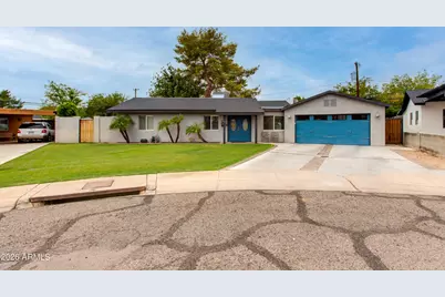 3818 N 32nd Place, Phoenix, AZ 85018 - Photo 4