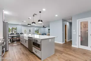 3818 N 32nd Pl, Phoenix, AZ 85018 - Photo 16