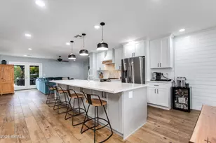 3818 N 32nd Pl, Phoenix, AZ 85018 - Photo 12