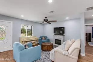 3818 N 32nd Pl, Phoenix, AZ 85018 - Photo 8