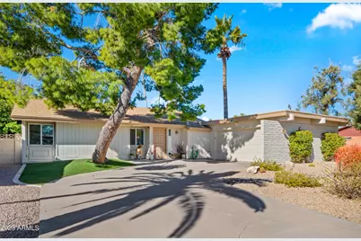 7526 N Via De Lane, Scottsdale, AZ 85258 - Photo 2