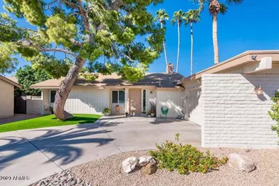 7526 N VÃ­a De La Campana B --, Scottsdale, AZ 85258 - Photo 4