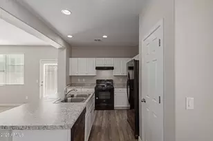 911 E Agua Fria Ln, Avondale, AZ 85323 - Photo 10