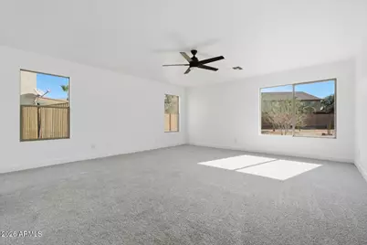 3005 W Shumway Farm Road, Phoenix, AZ 85041 - Photo 4