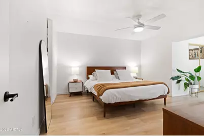 639 E Calavar Road, Phoenix, AZ 85022 - Photo 18