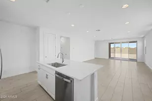 29491 N 135th Ln, Peoria, AZ 85383 - Photo 8