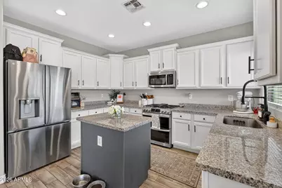 118 W Dragon Tree Avenue, Queen Creek, AZ 85140 - Photo 12