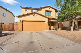 118 W Dragon Tree Ave, Queen Creek, AZ 85140 - Photo 2