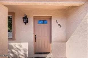 1102 W Anderson Dr, Phoenix, AZ 85023 - Photo 4