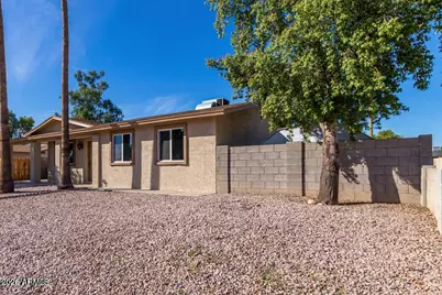 1102 W Anderson Drive, Phoenix, AZ 85023 - Photo 2