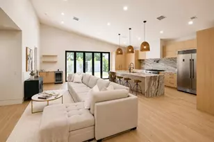 4224 N 35th Pl, Phoenix, AZ 85018 - Photo 6