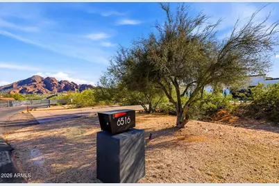 6516 N 43rd Place, Paradise Valley, AZ 85253 - Photo 2